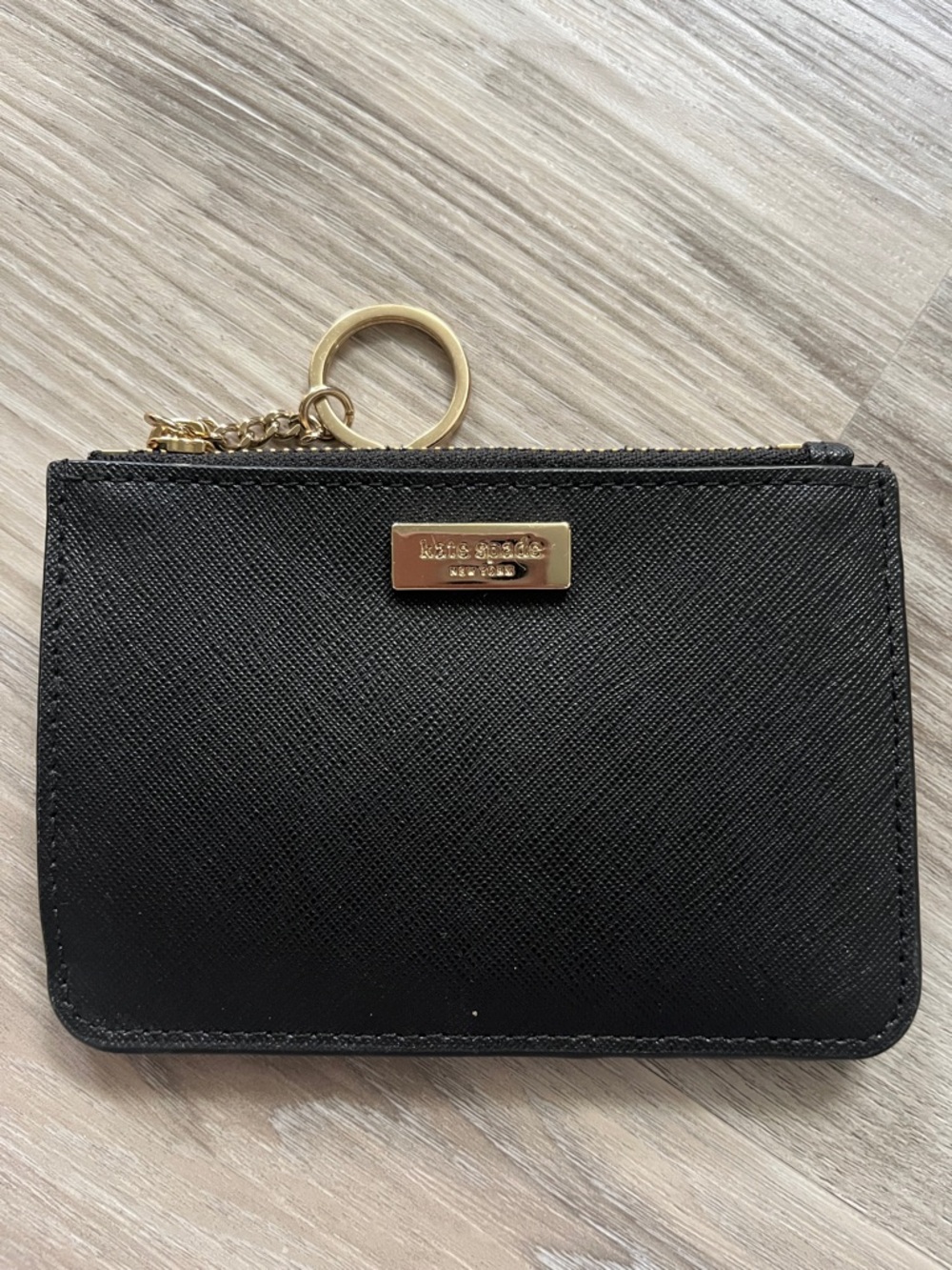 kate spade black saffiano card case with gold keyring